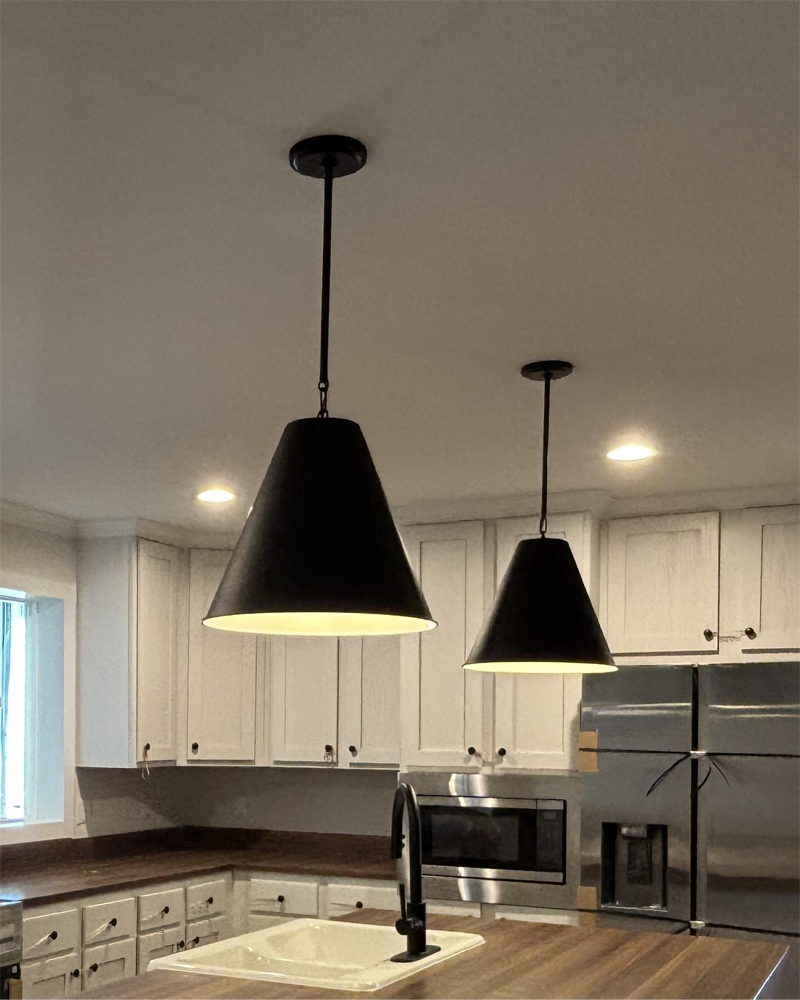 Black Stem Lights